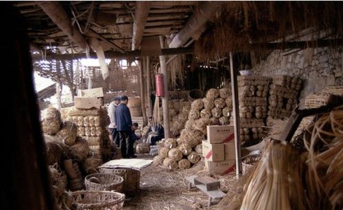 1985年的醴陵陶瓷 遍地小工廠生產(chǎn),堪稱當(dāng)?shù)刂еa(chǎn)業(yè)