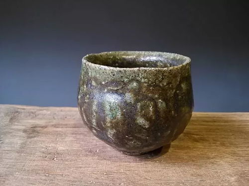 心安靜了才能出作品,一個(gè)15年來(lái)專注茶陶的女匠人